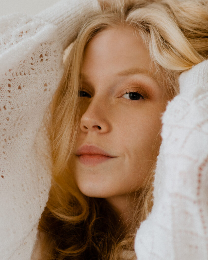 A close-up photo of Linda Thorn's face, the photographer and owner of Thorn Art Photography.